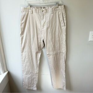 Southern Tide Intercoastal men’s cotton khaki chino pants